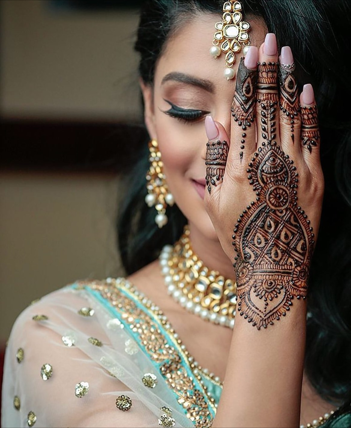 Mehndi glow